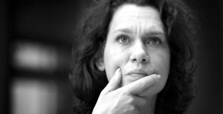 asli-erdogan-syggrafeas