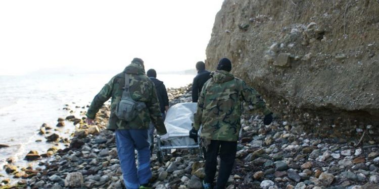 ΜΥΤΙΛΗΝΗ ΤΡΑΓΩΔΙΑ ΜΕ ΛΑΘΡΟΜΕΤΑΝΑΣΤΕΣ