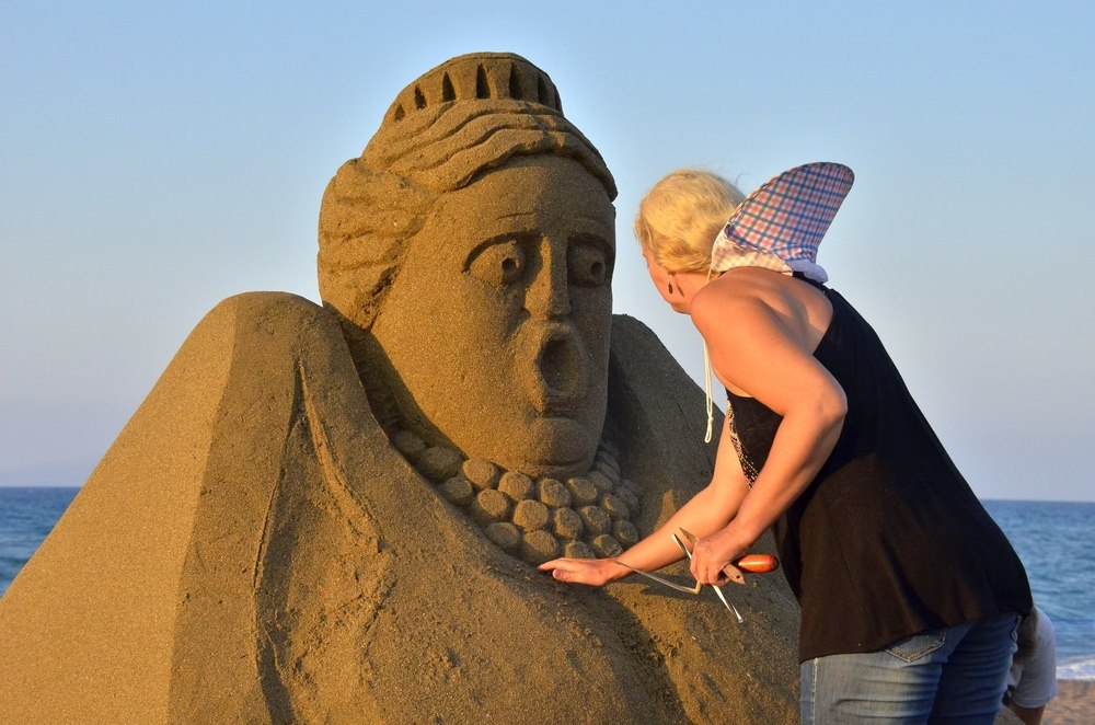 sand-sculpture-festival-crete-2