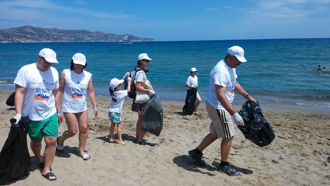 clean-up-the-med-ammoudara-5
