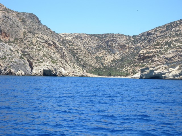Η φωτογραφία είναι από την έξοδο του Μάρτσαλου στη θάλασσα, περιοχή της Ι. Μονής Οδηγήτριας, τόπος της αρχικής άσκησης των Αγ. Παρθενίου και Ευμενίου των εν Κουδουμά.