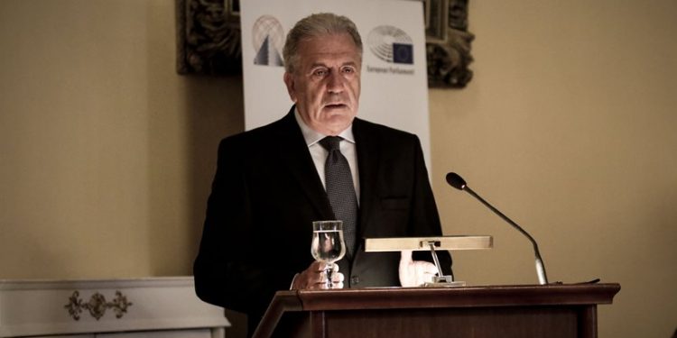 avramopoulos