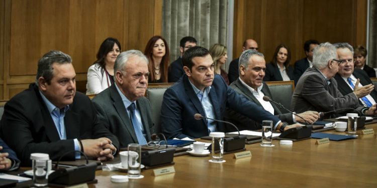 tsipras-1021x576