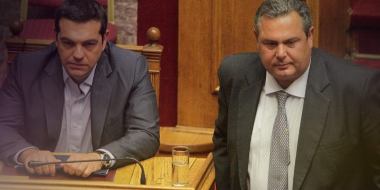 cover-tsipras-kammenos-exo