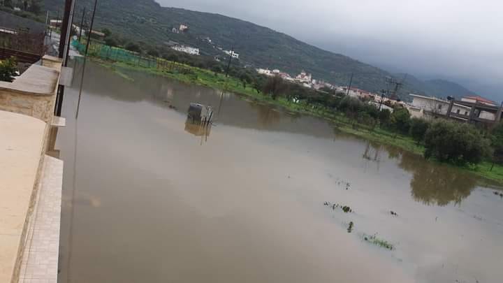 Καστέλι (φώτο Ανετάκης Στέλιος, Μετεωκρήτες)