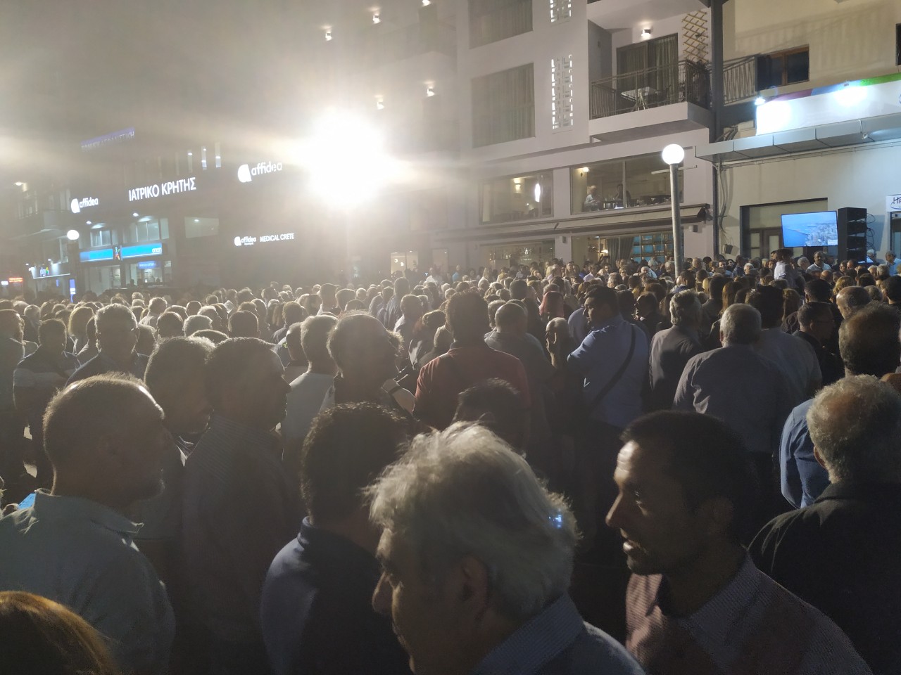 Προεκλογική συγκέντρωση του Γιάννη Κουράκη.
