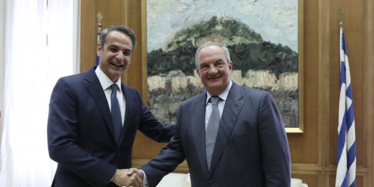 mitsotakis-karamanlis-vouli