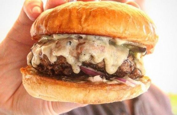 burger6-575x576