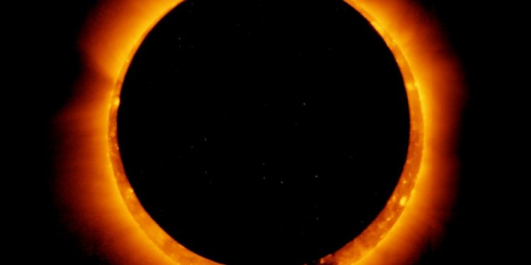 daktilioeidis-ekleipsi-iliou-pigi-nasa-hinode-xrt-ape