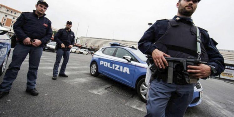 italy-police-ampe