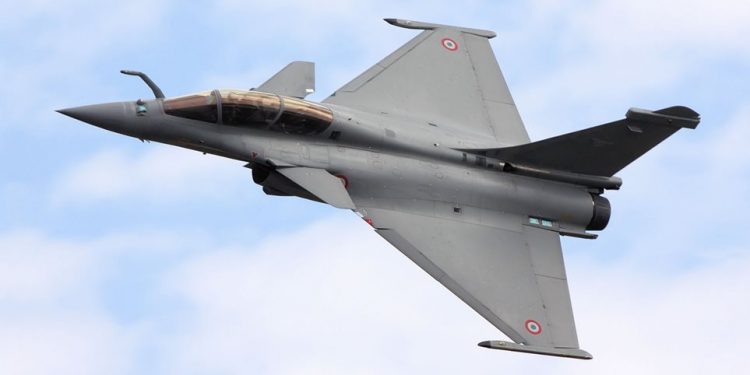 rafale-france-airport-arthrou