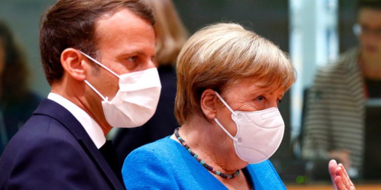 macron-merkel-me-maskes