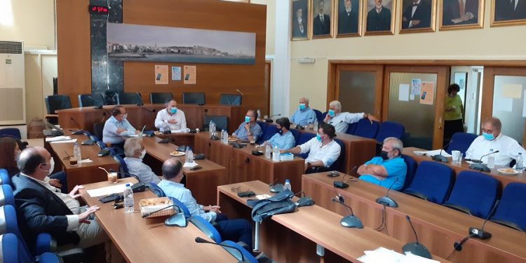 synedriasi-ped-sto-rethymno-9-10-20