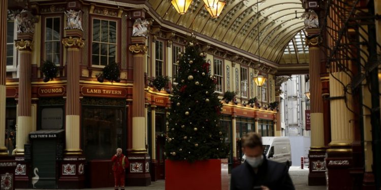 london-market-christmas-lockdown-ap