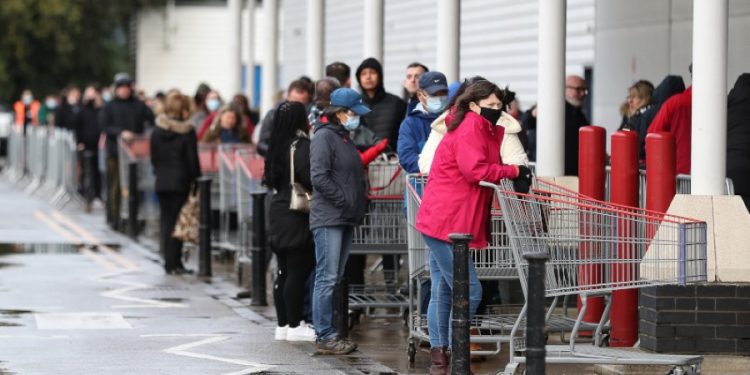 bretania-oures-supermarket