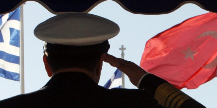 greece-turkey-flags-salute
