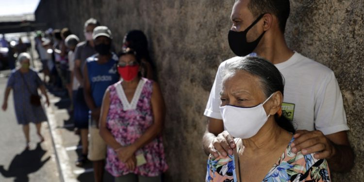 brazil-vaccine-ap