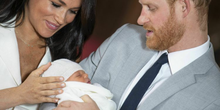 megan_harry_babie_archie_meghan_ap_19128444565659