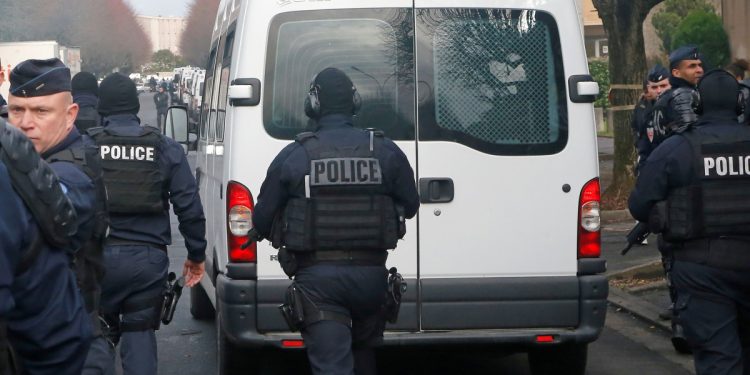 police-france-ap-photo-michel-euler-23386