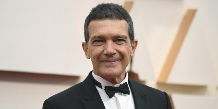 antonio-banderas-papigion