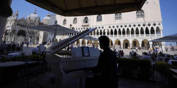 piano-plateia-italia