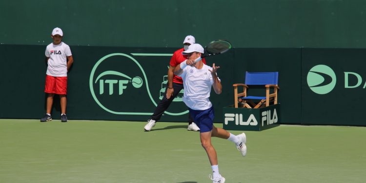 petros-tsitsipas