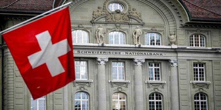 1486016-swiss-930