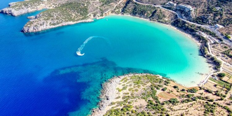 voulisma-paralia-kairos-diakopes-touristes-crete