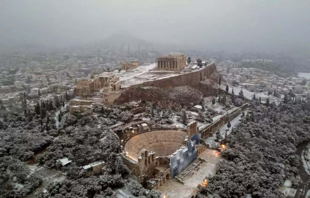 acropolis2-1200x766