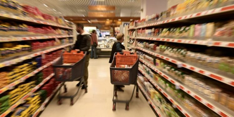super-market-910x521