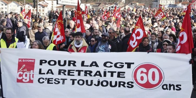 france-march-pension-reform