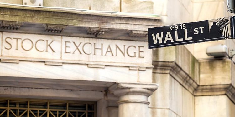 1480361-wall_street_930_2