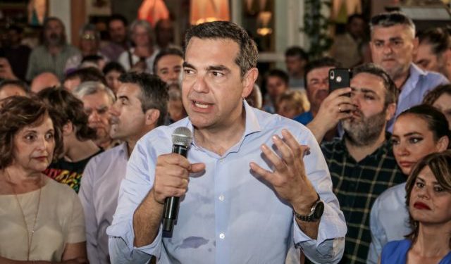 Περιοδεία του προέδρου του ΣΥΡΙΖΑ - Προοδευτική Συμμαχία Αλέξη Τσίπρα στη Λάρισα. Παρασκευή 9 Ιουνίου 2023 (ΛΕΩΝΙΔΑΣ ΤΖΕΚΑΣ/EUROKINISSI)