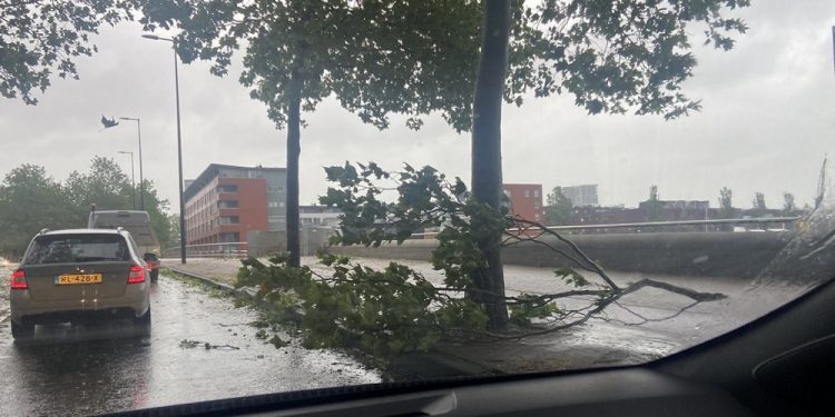 amsterdam_storm