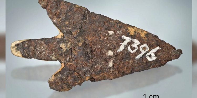 oplo-belos-meteoritis