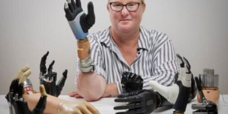 karins-hands-e1697042820675-500x320-1-1024x655