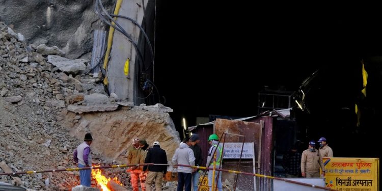 2023-11-17t172154z_603723108_rc2ze4a5mvwu_rtrmadp_5_india-tunnel-collapse-1