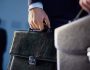 ergazomenoi-with-briefcases