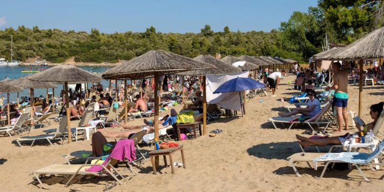 paralia-karekles-exo-1200