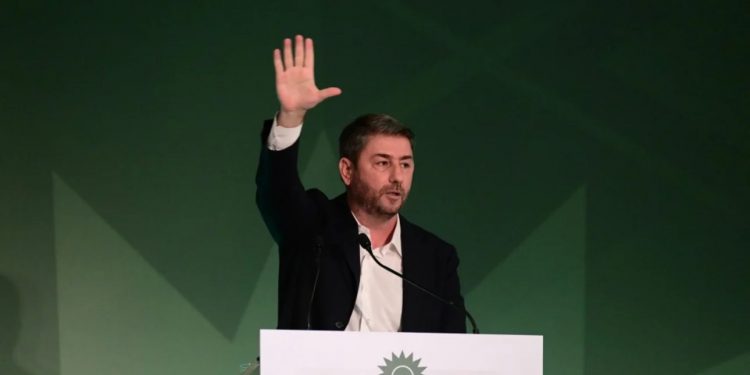 androulakis-pasok-ena_1a