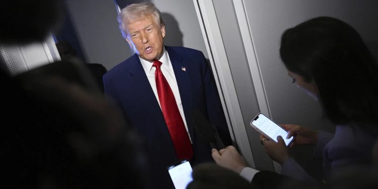 donald-trump-dilosseis-air-force-one1