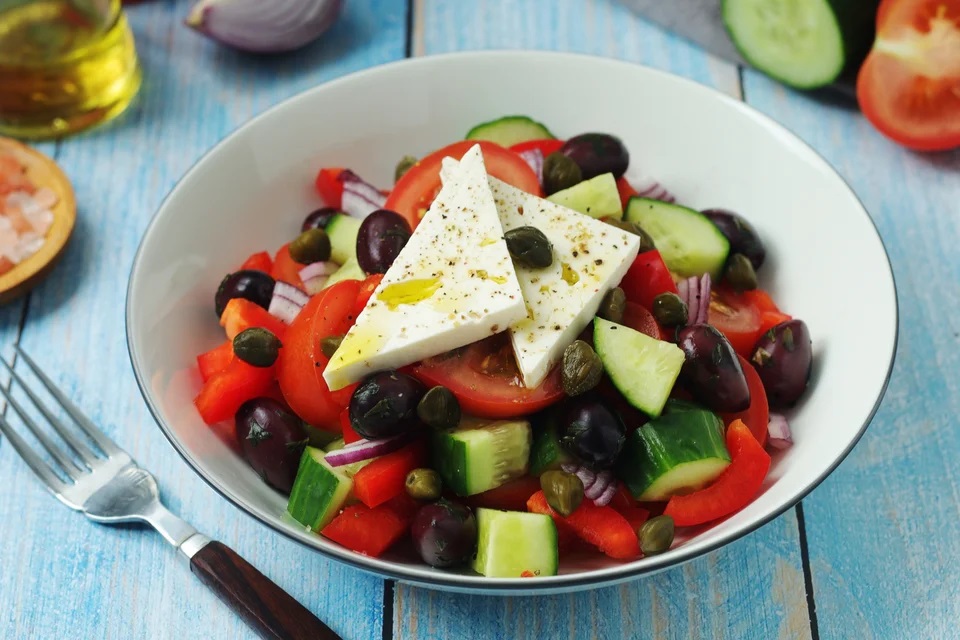 xoriatiki-salata-1
